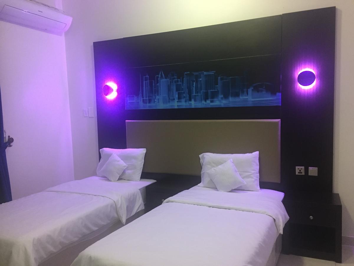 Holiday Furnished Units Даммам Екстер'єр фото