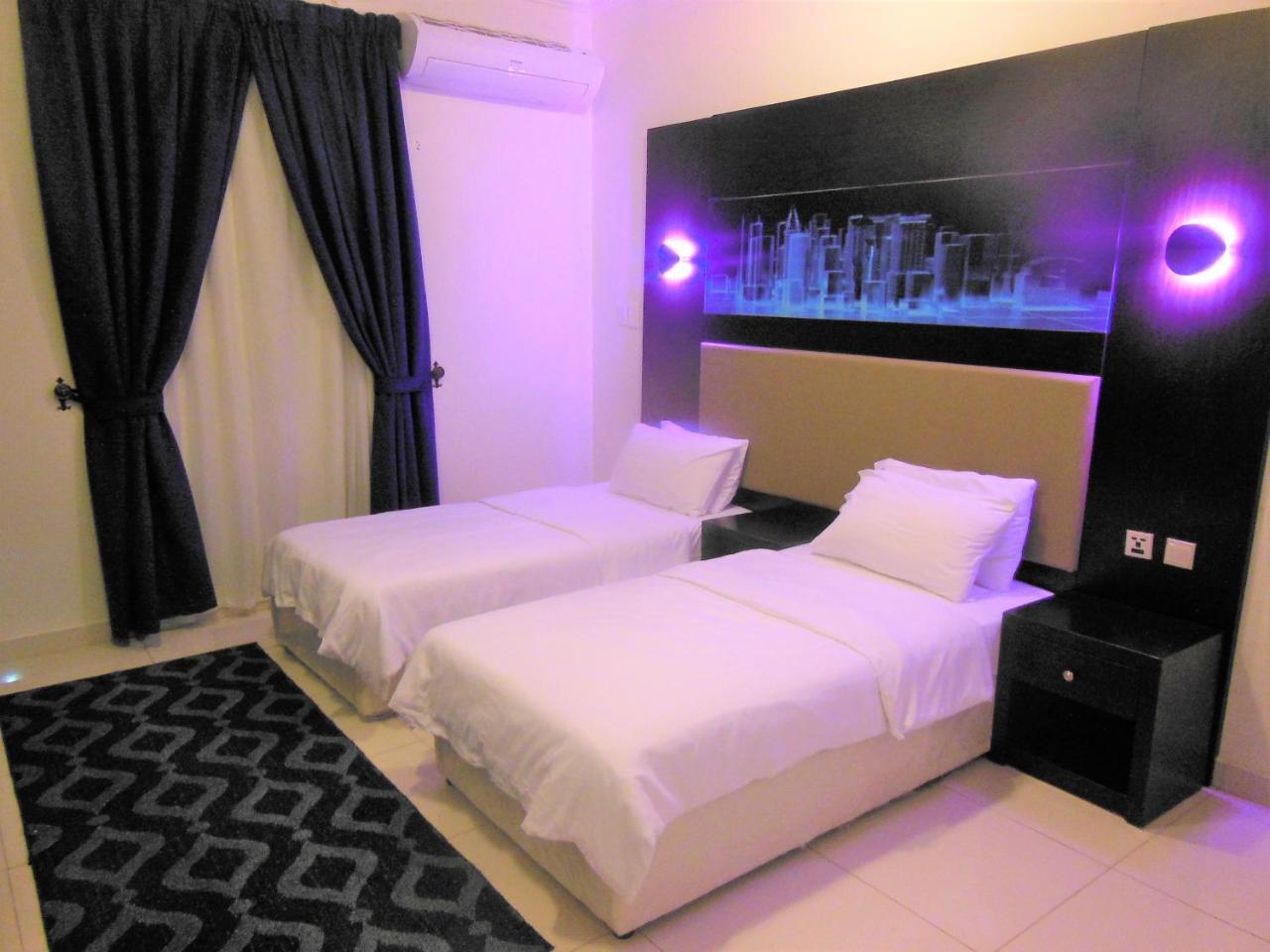 Holiday Furnished Units Даммам Екстер'єр фото